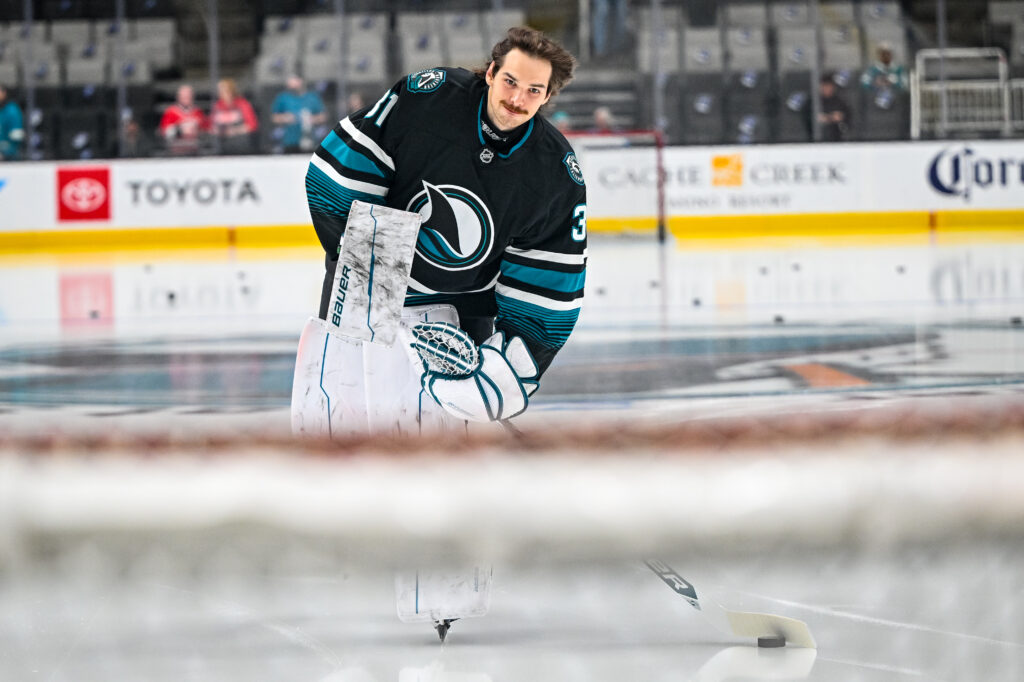 San Jose Sharks goalie Georgi Romanov