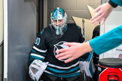 San Jose Sharks goalie Yaroslav Askarov