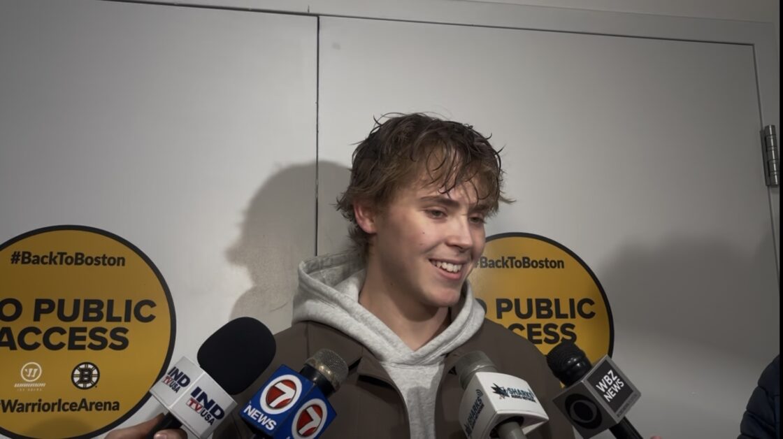 San Jose Sharks forward Will Smith