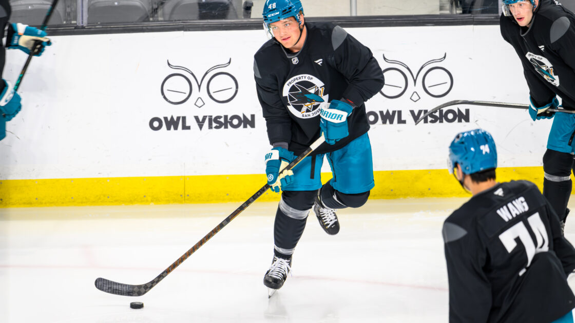 San Jose Sharks prospect defenseman Eric Pohlkamp
