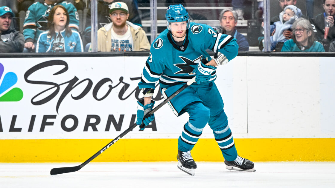 San Jose Sharks defenseman John Klingberg