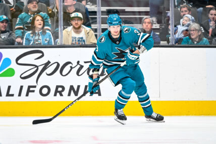 San Jose Sharks defenseman John Klingberg