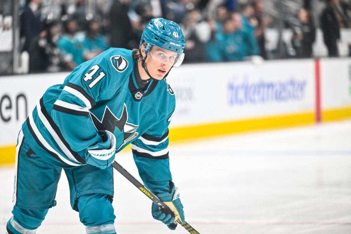 San Jose Sharks forward Ivar Stenberg