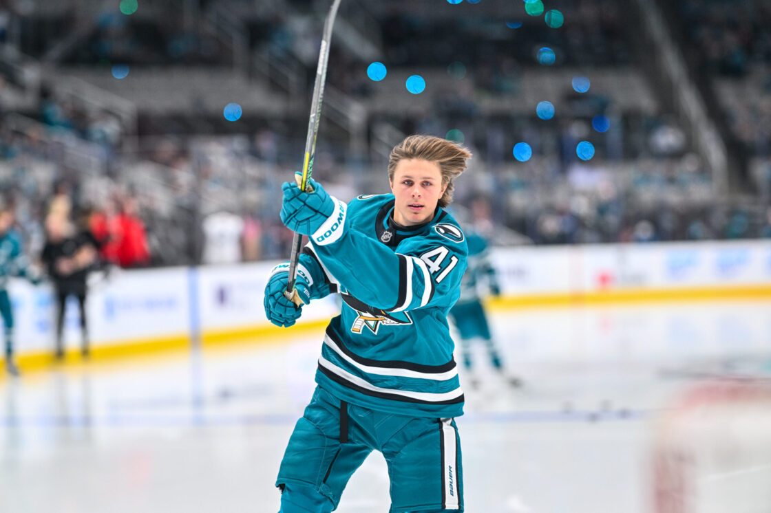 San Jose Sharks forward Ivar Stenberg