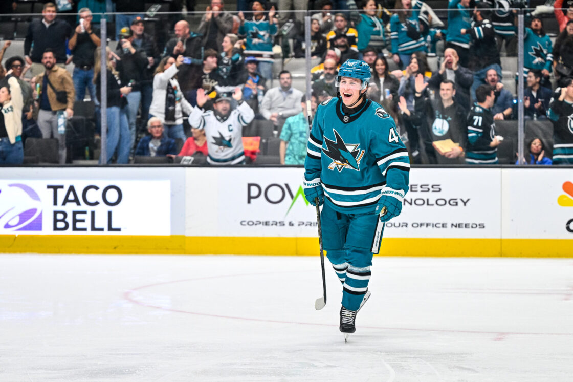 San Jose Sharks forward Ivar Stenberg