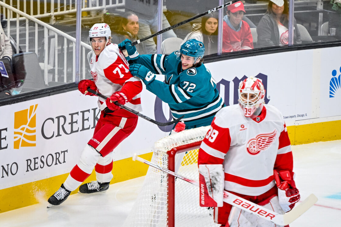 Detroit Red Wings defenseman Simon Edvinsson against the San Jose Sharks